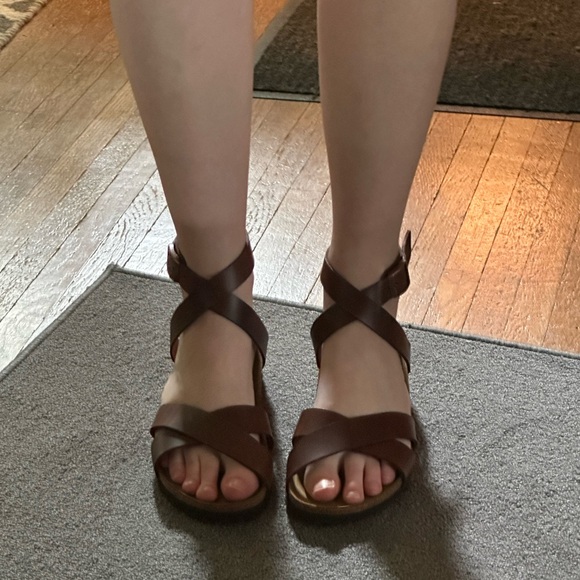 NIB New in box Birkenstock Papillio Lola sandals in cognac size 39 or 8. - Picture 8 of 9